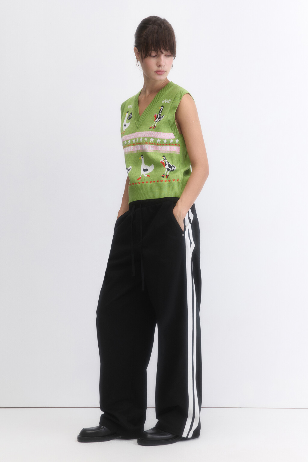 Брюки широкие хлопковые с лампасами - цвет черный - 1