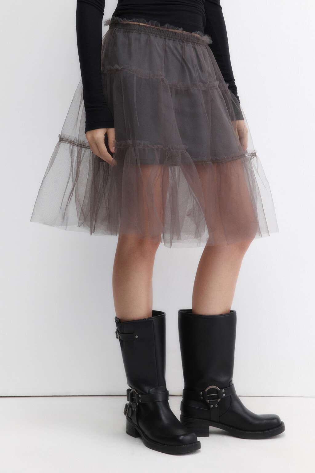 Жалаңаш және сексуалды албан әйелдері