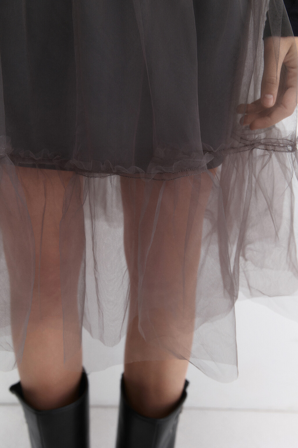 Юбка-трапеция миди из сетки с оборками - цвет серый - 7