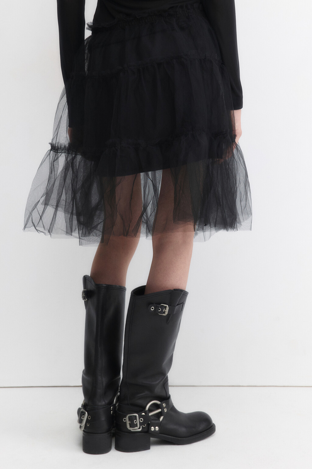 Юбка-трапеция миди из сетки с оборками - цвет черный - 4
