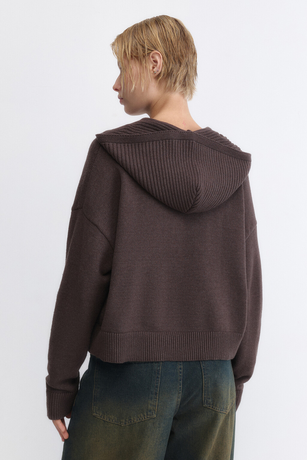 Джемпер вязаный с капюшоном - цвет коричневый - 4