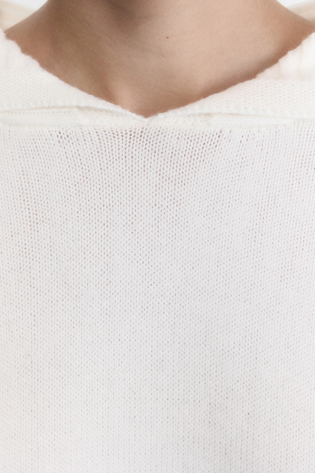 Джемпер вязаный с капюшоном - цвет молочный - 5