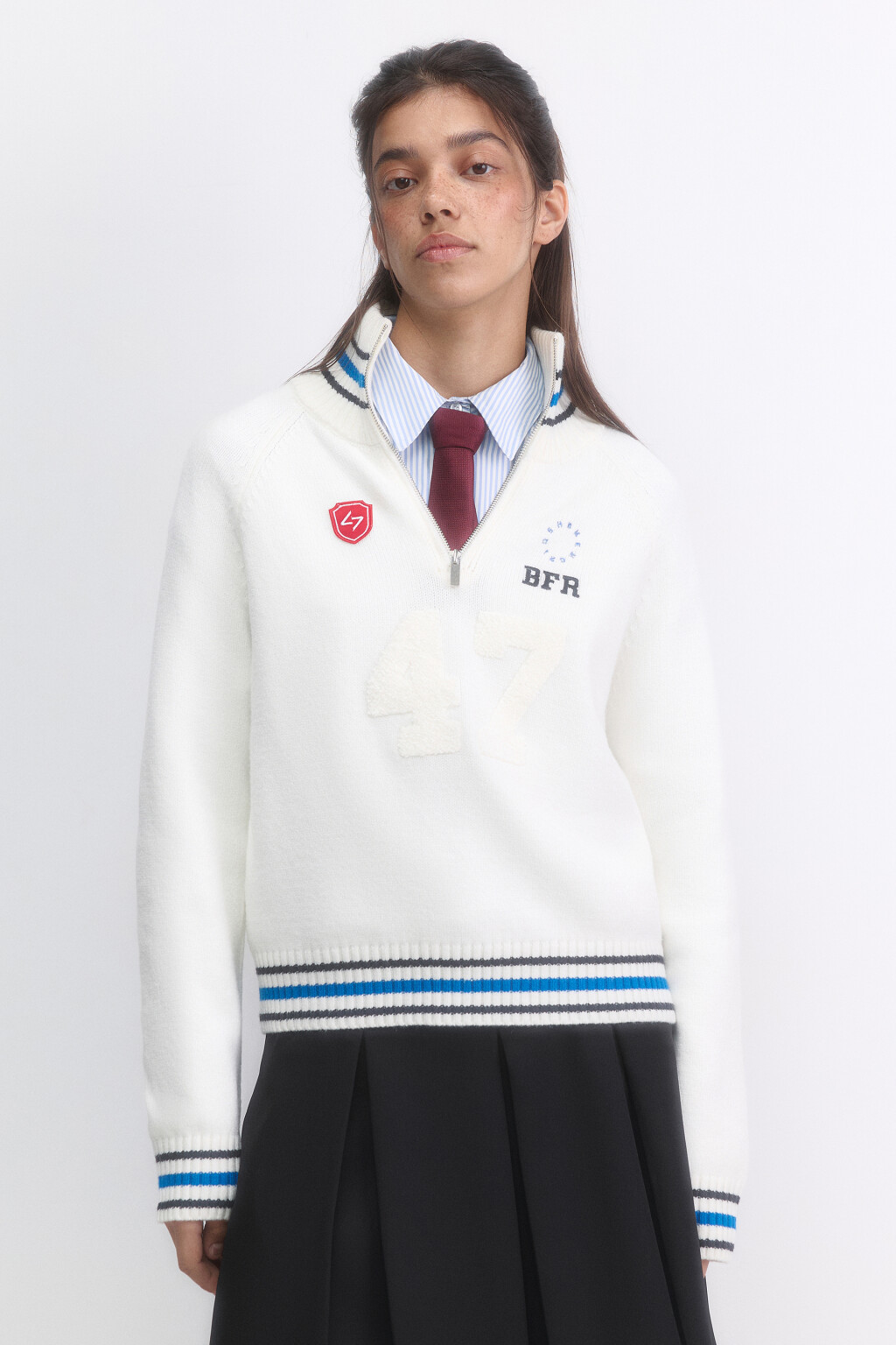 Джемпер вязаный с принтом и полосками - цвет молочный - 2