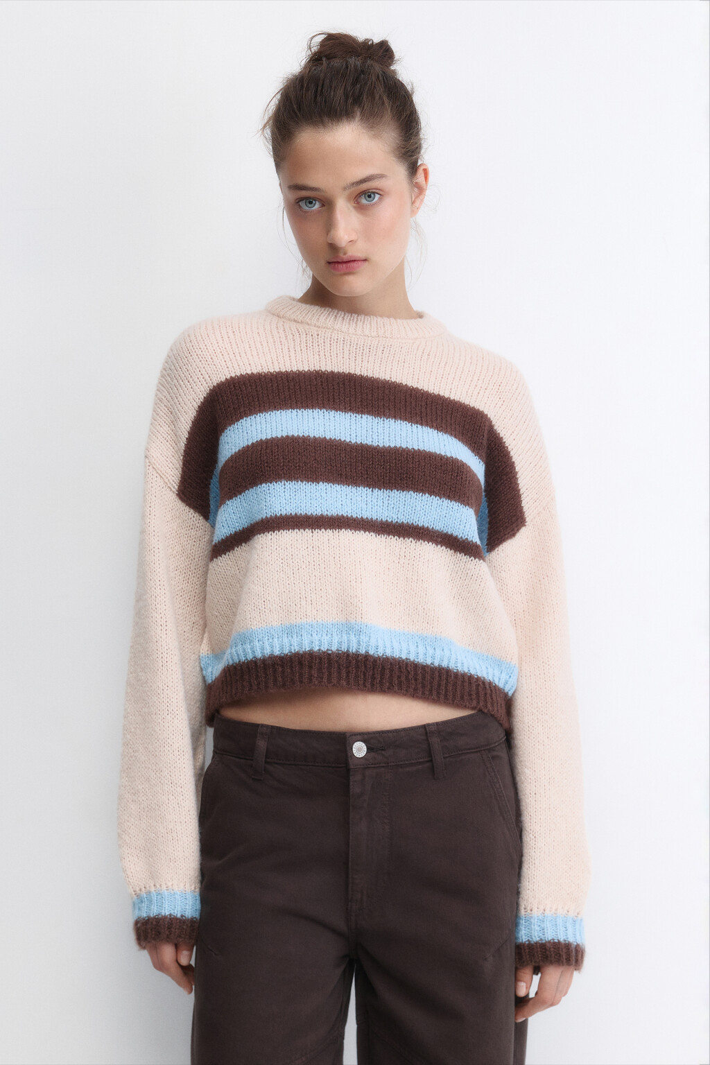 Джемпер вязаный укороченный в полоску - цвет бежевый - 2
