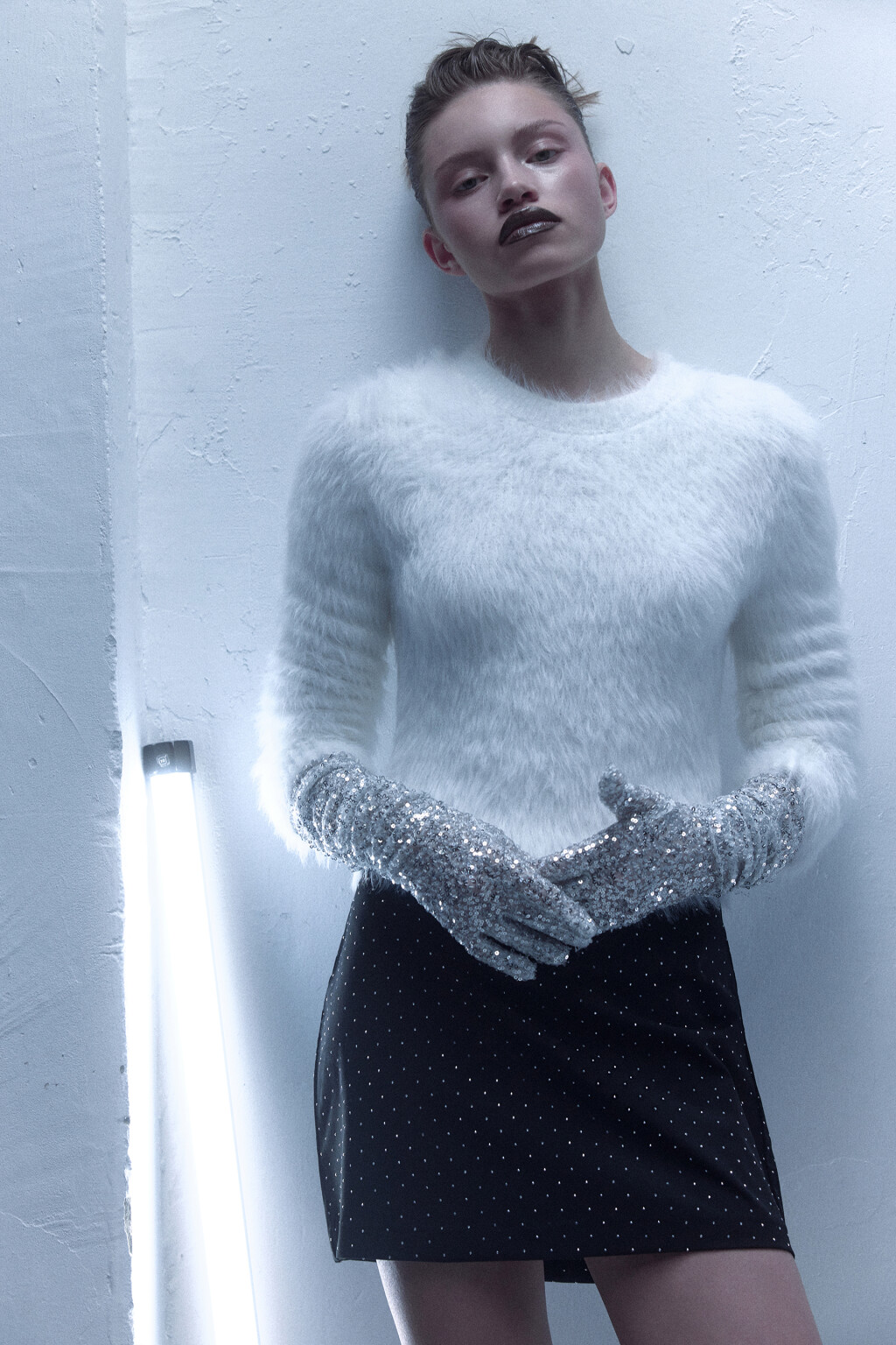 Джемпер укороченный из пушистой пряжи - цвет молочный - 8