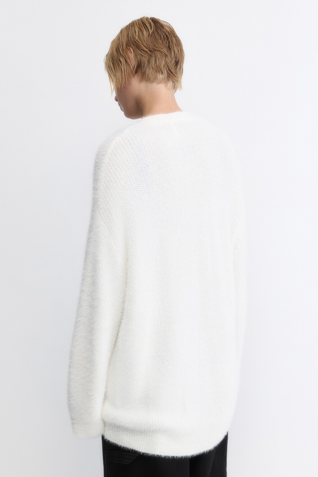 Кардиган удлиненный из пушистой пряжи - цвет молочный - 4