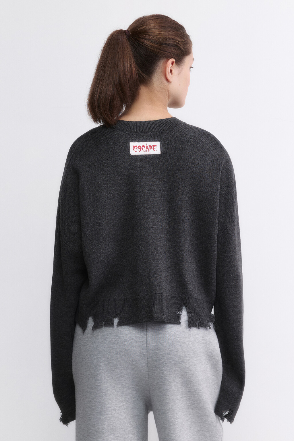 Кардиган на молнии рваный с патчами - цвет серый - 3