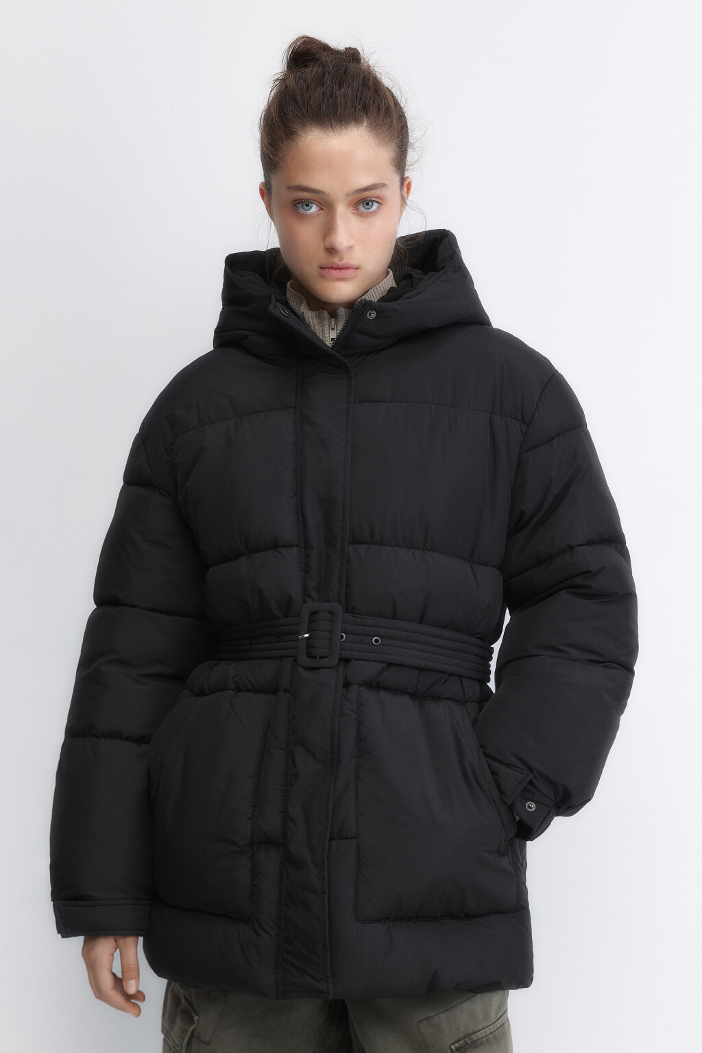 Куртка стеганая с поясом и рожками на капюшоне - цвет черный - 3
