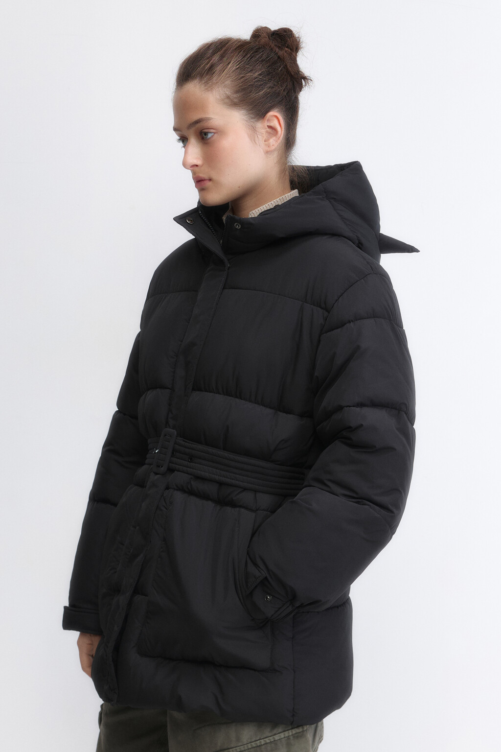 Куртка стеганая с поясом и рожками на капюшоне - цвет черный - 4