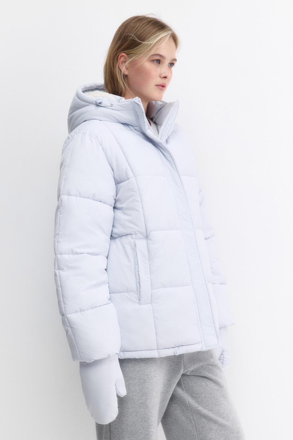 Куртка стеганая с капюшоном и рукавицами - цвет голубой - 3