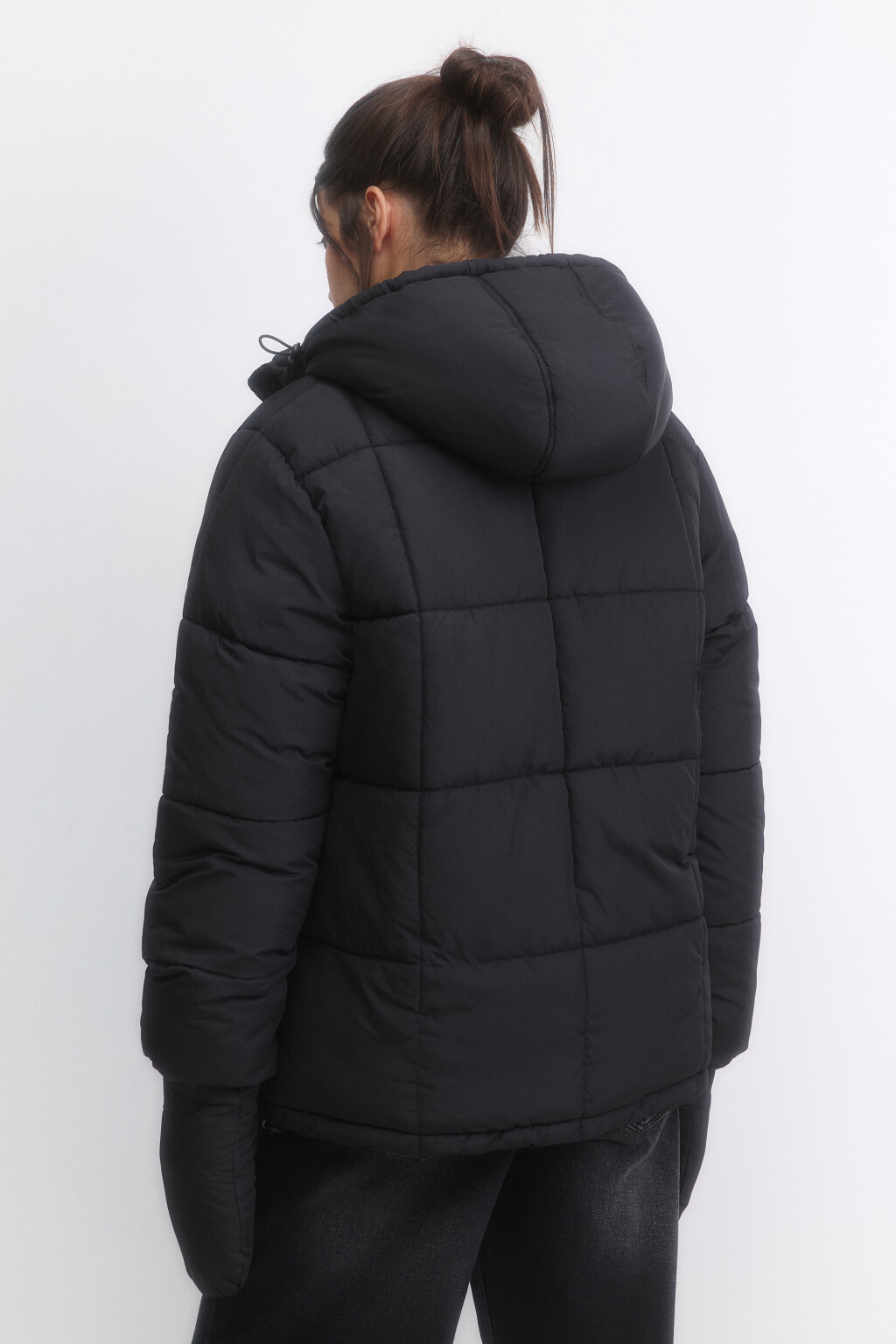 Куртка стеганая с капюшоном и рукавицами - цвет черный - 4