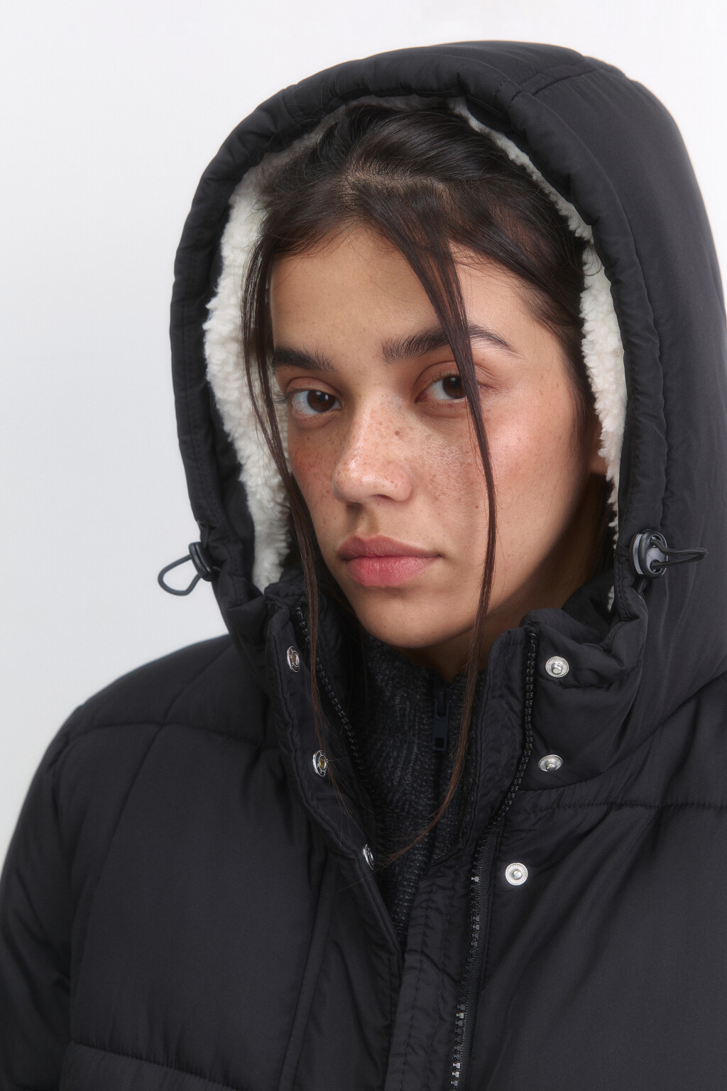 Куртка стеганая с капюшоном и рукавицами - цвет черный - 6