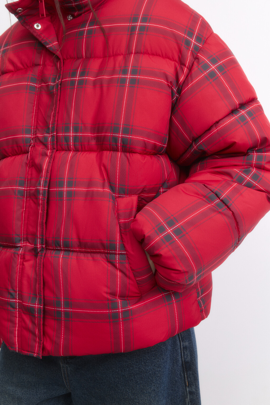 Куртка-пуховик стеганая с принтом в клетку - цвет мультиколор - 8