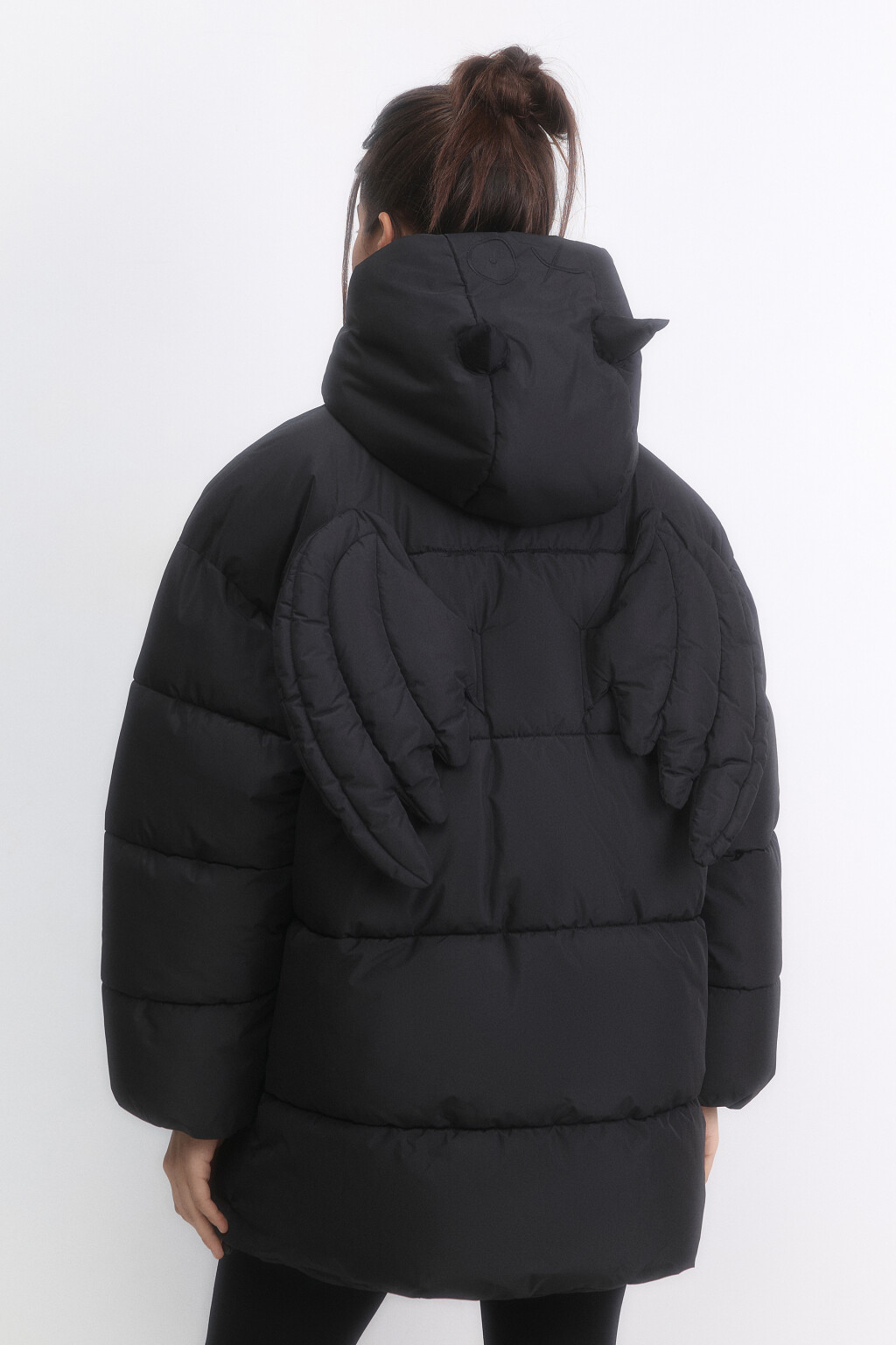 Куртка стеганая с крыльями на спине и рожками - цвет черный - 1