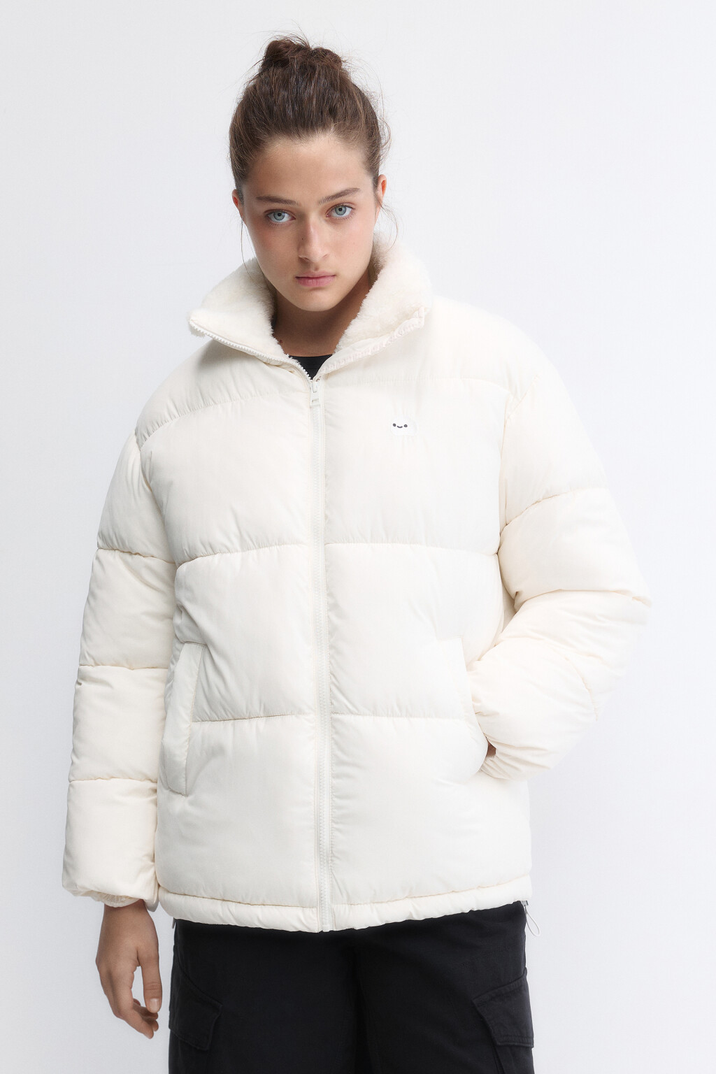 Куртка стеганая с подкладкой из искусственного меха - цвет молочный - 2