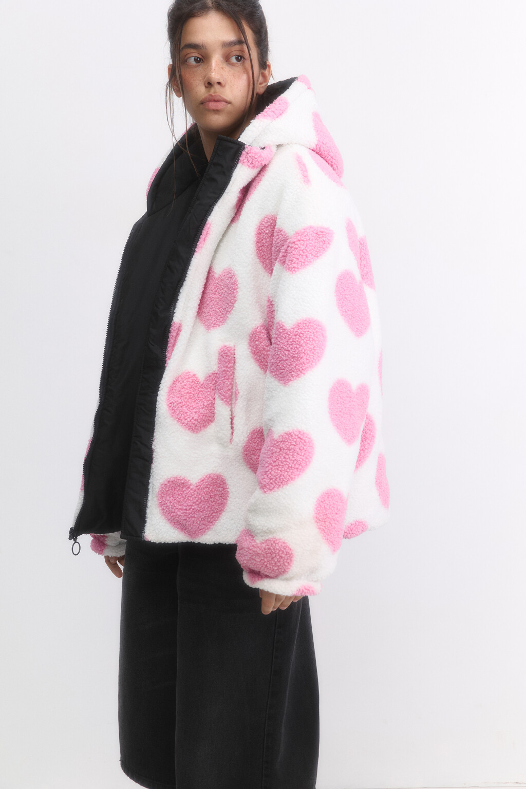 Куртка двусторонняя с меховой фактурой и принтом - цвет черный - 1