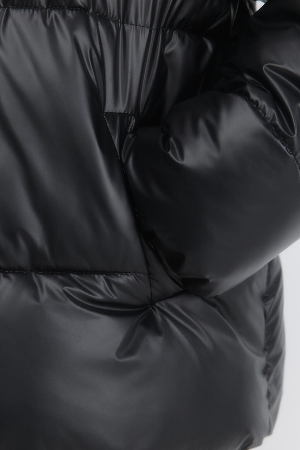 Куртка стеганая с жемчужным эффектом - цвет черный - 7