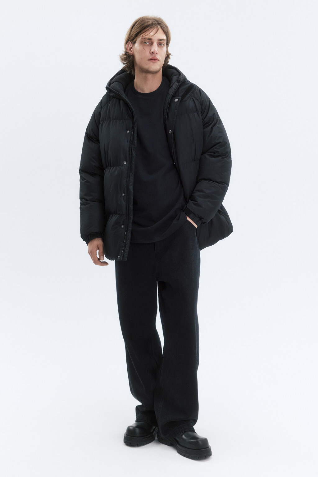 Куртка-пуховик стеганая с капюшоном - цвет черный - 5