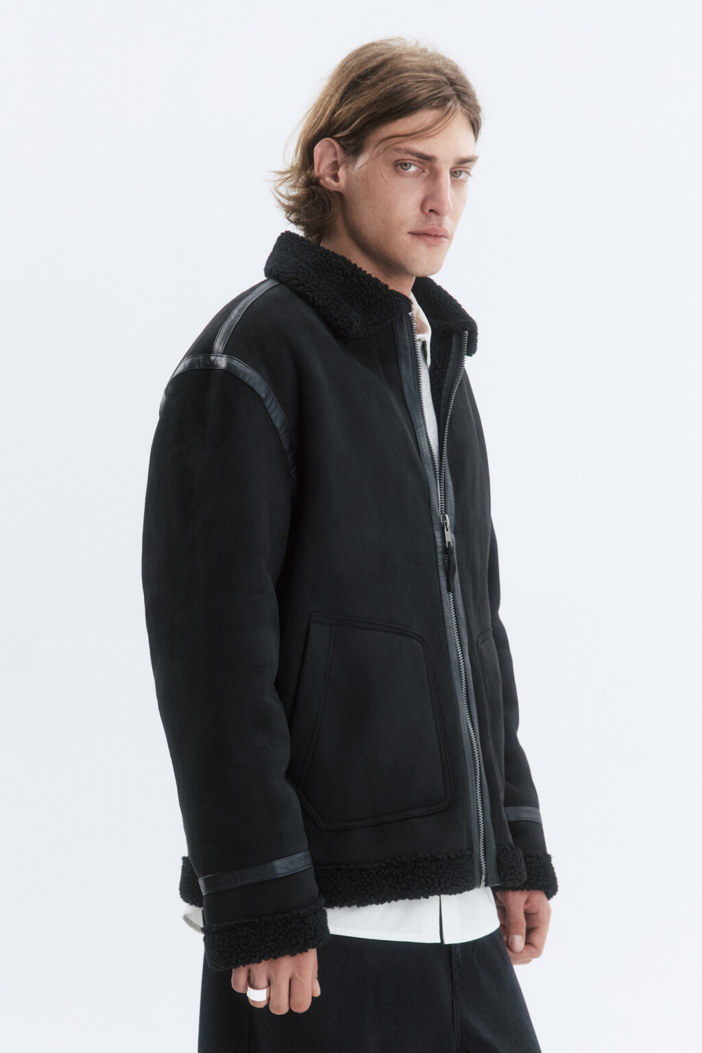 Куртка утепленная с замшевой фактурой - цвет черный - 4
