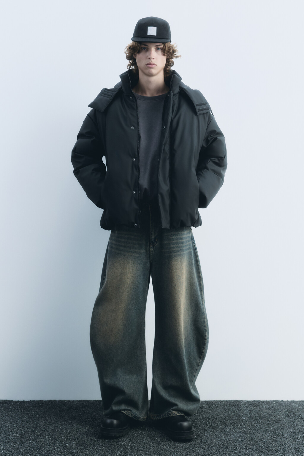 Куртка утепленная с капюшоном и влагозащитой - цвет черный - 5