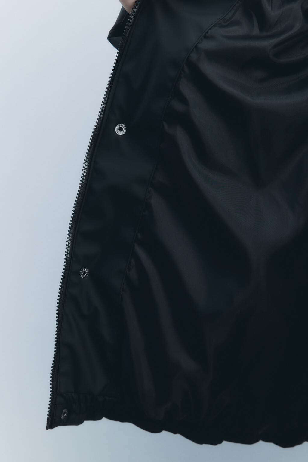 Куртка утепленная с капюшоном и влагозащитой - цвет черный - 9