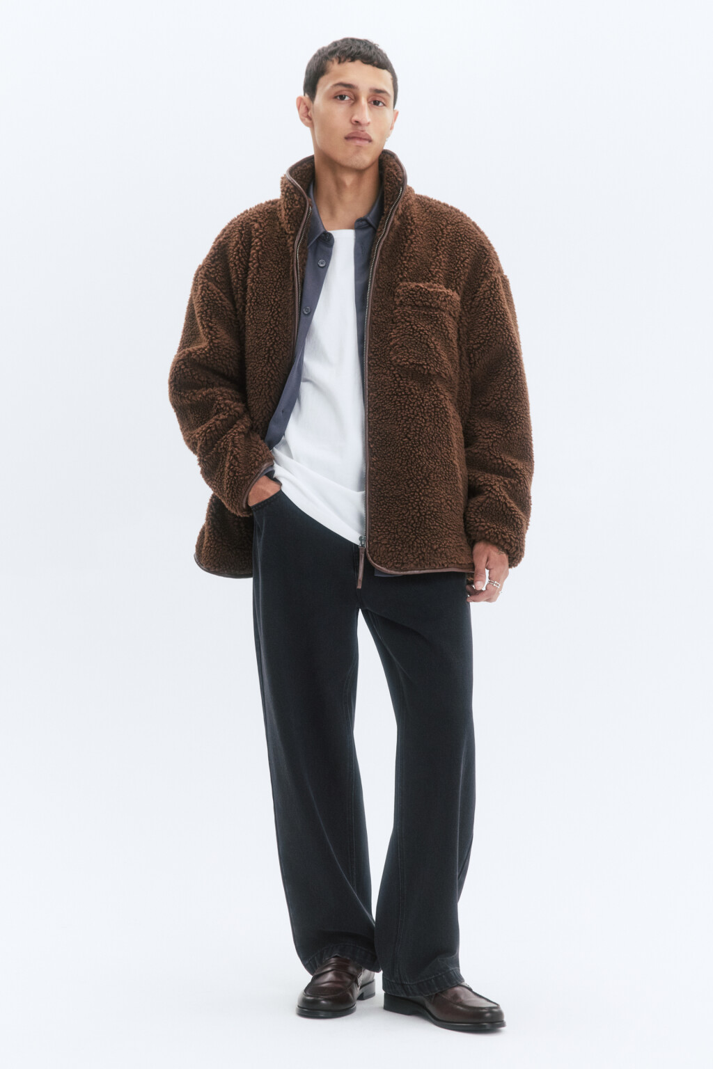 Куртка-чебурашка oversize с воротником-стойкой - цвет коричневый - 5