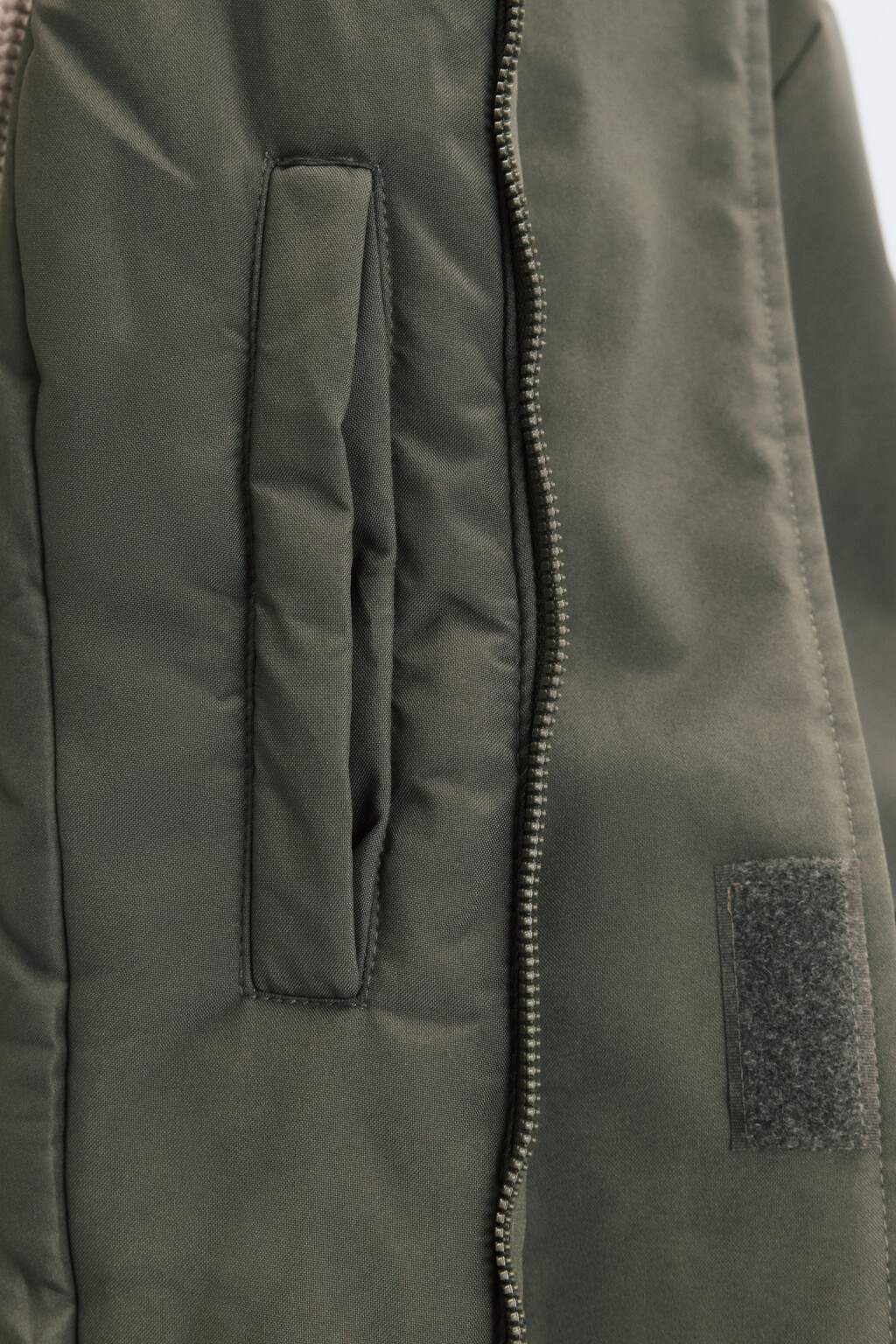 Куртка-парка длинная утепленная с капюшоном - цвет зеленый - 7