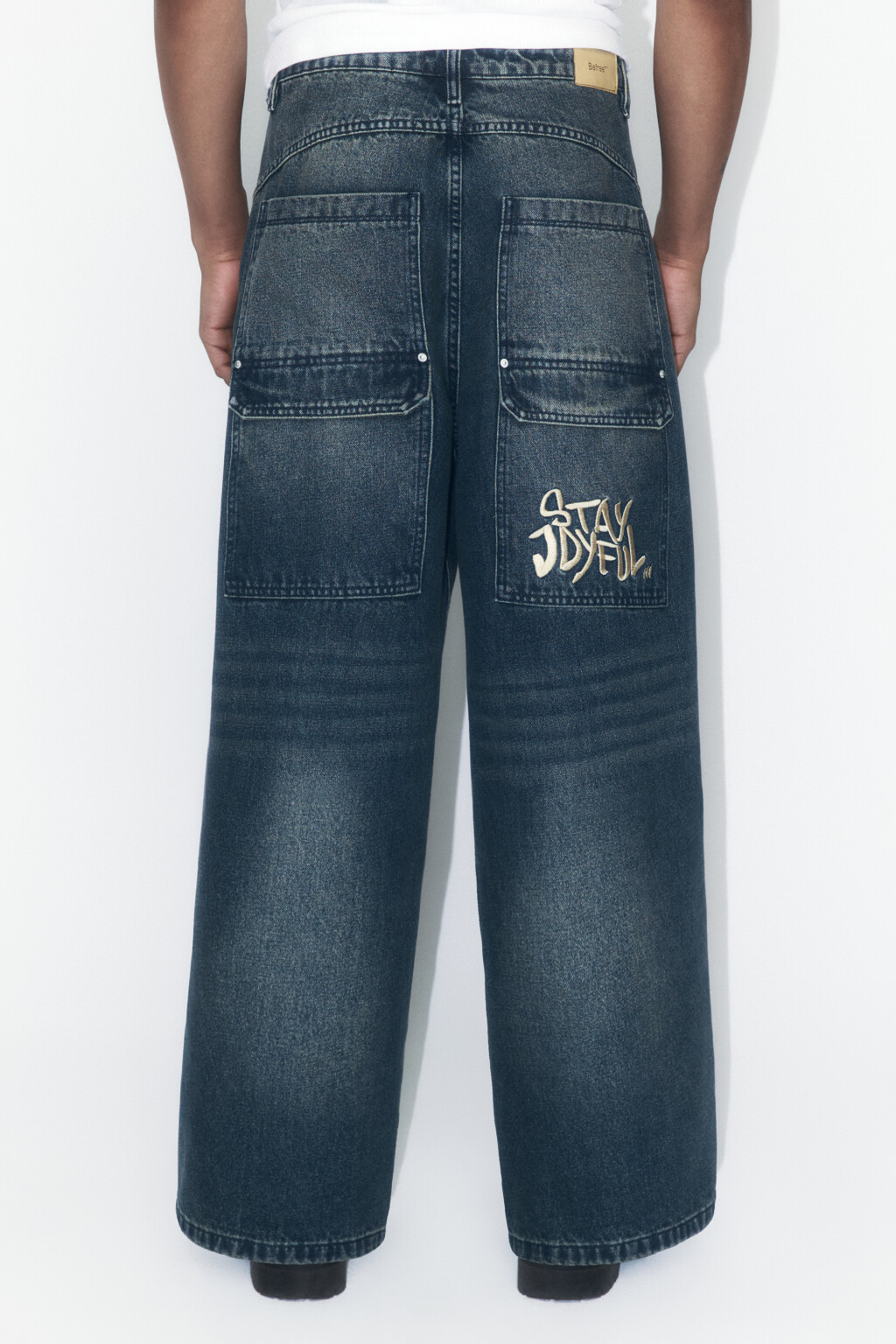 Джинсы baggy fit экстраширокие с вышивкой - цвет синий - 3