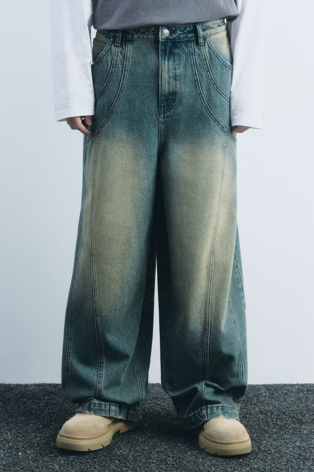 Джинсы широкие с эффектом масляной стирки - цвет голубой - 4