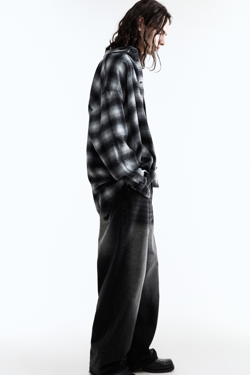 Рубашка клетчатая с открытыми срезами - цвет серый - 1