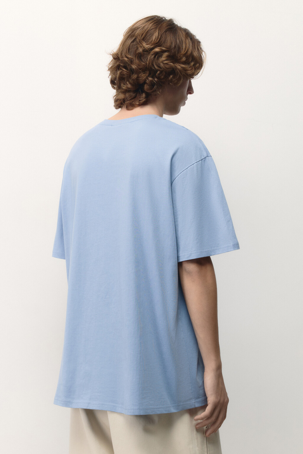 Футболка хлопковая с новогодним принтом - цвет голубой - 4