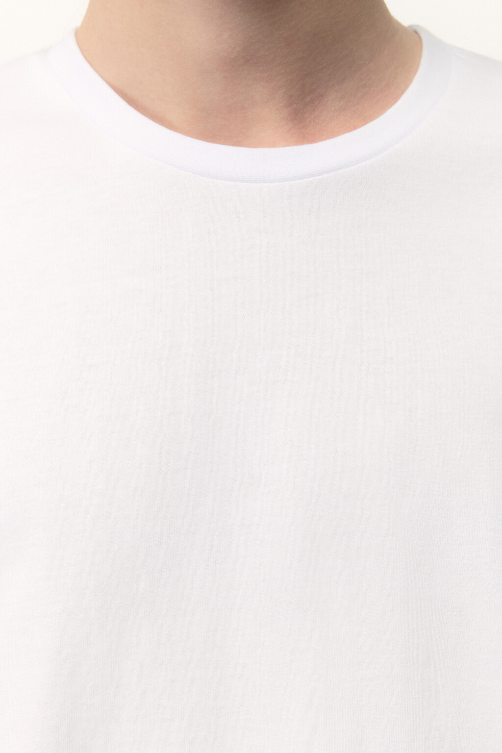 Футболка хлопковая с новогодним принтом - цвет белый - 7