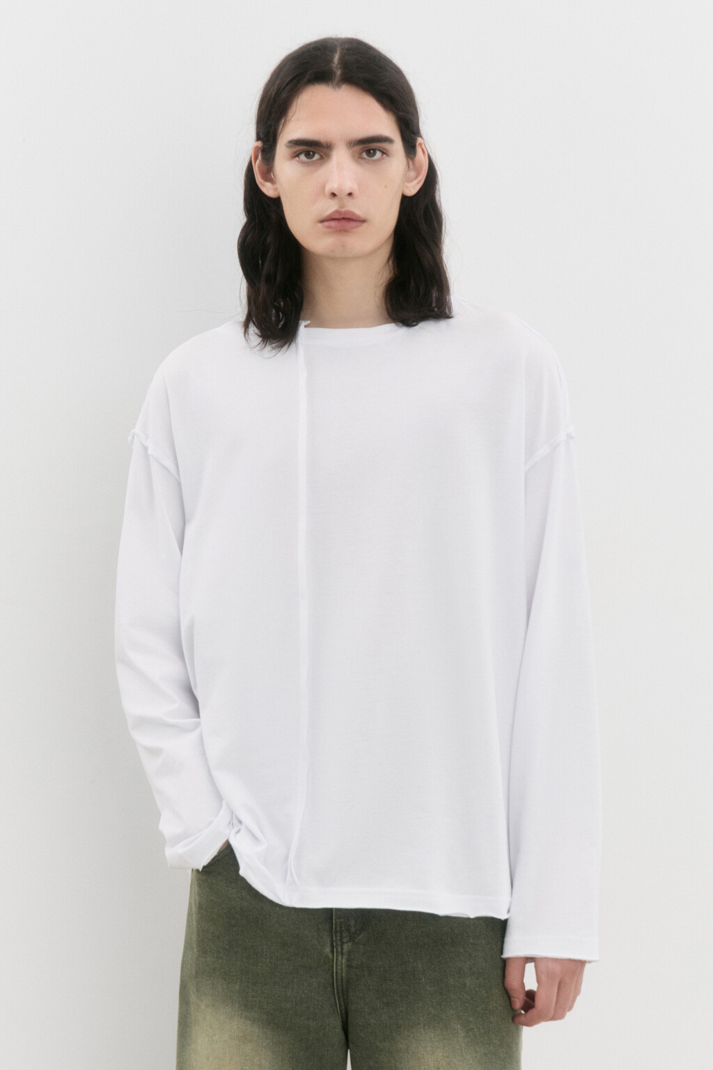 Лонгслив хлопковый асимметричного кроя - цвет белый - 2