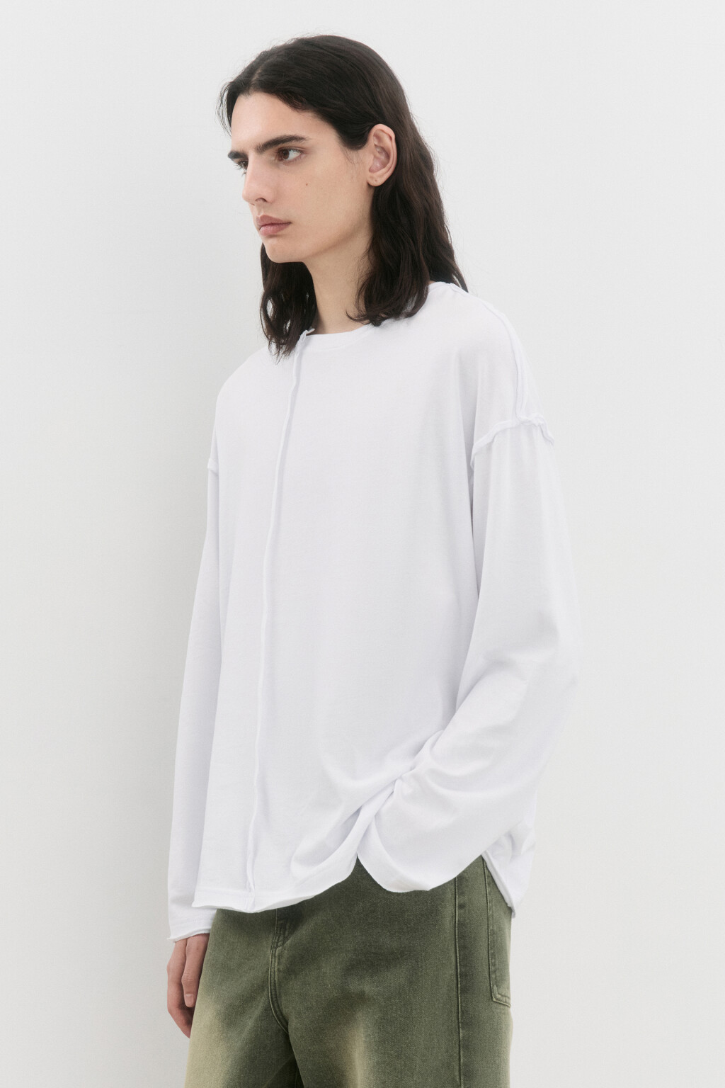 Лонгслив хлопковый асимметричного кроя - цвет белый - 3