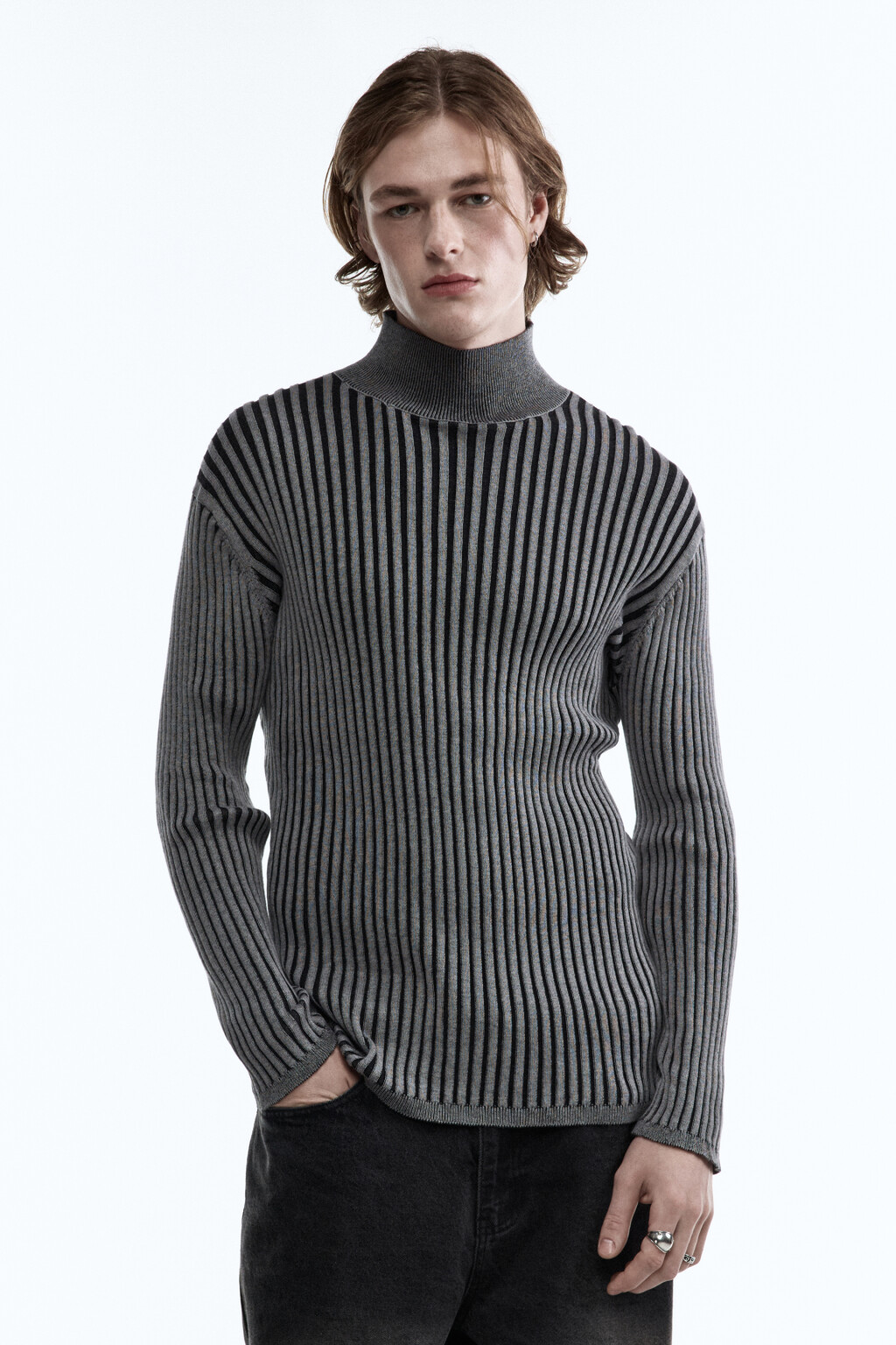 Свитер-бадлон вязаный облегающий - цвет серый - 2