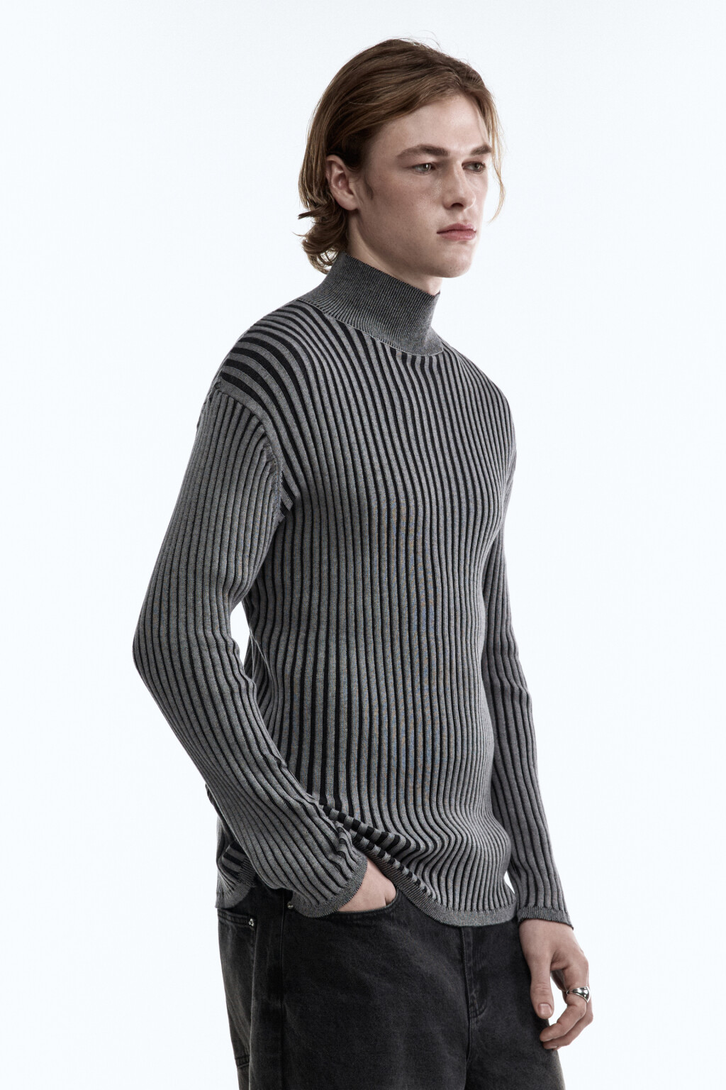 Свитер-бадлон вязаный облегающий - цвет серый - 3