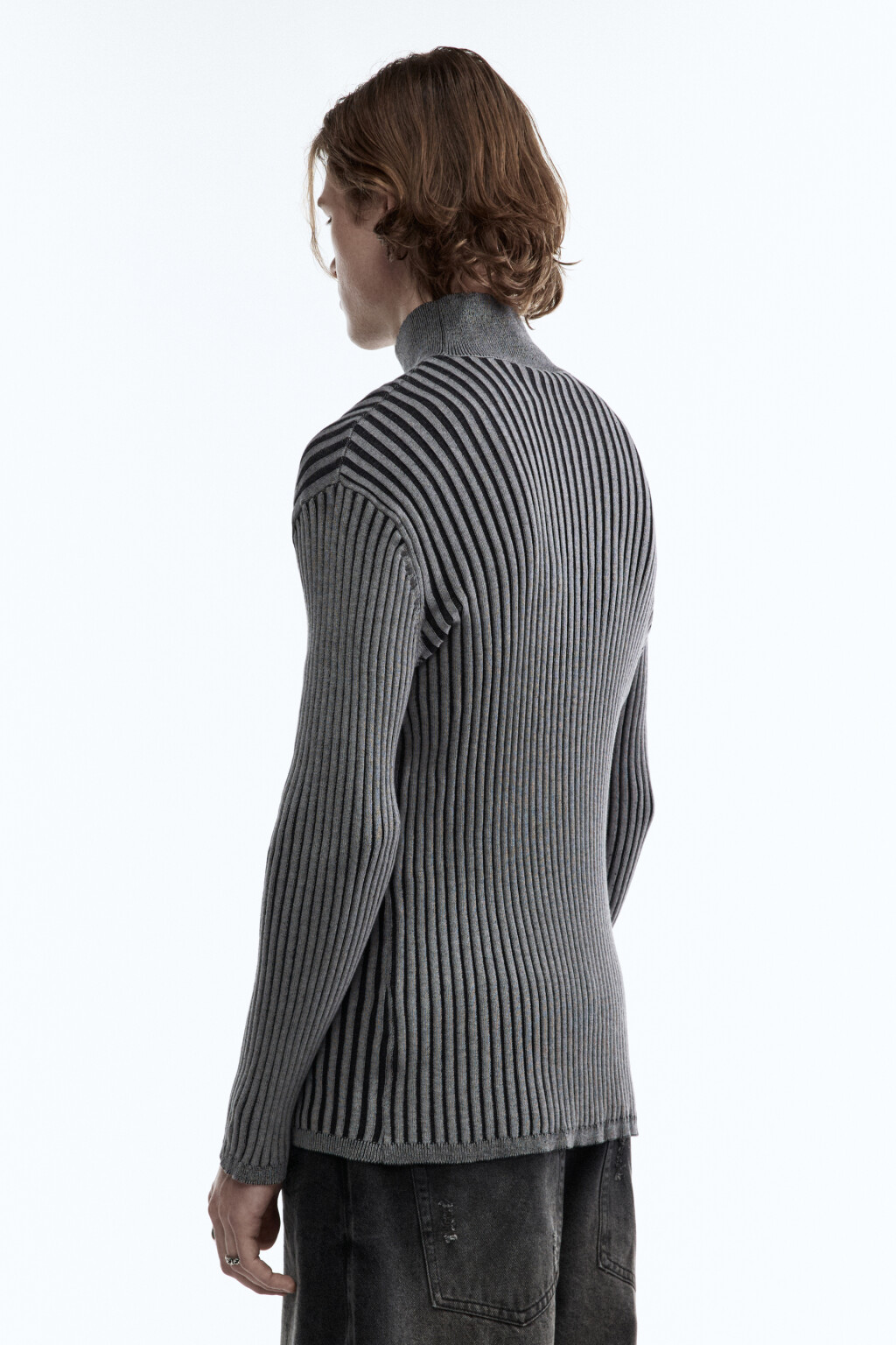 Свитер-бадлон вязаный облегающий - цвет серый - 4