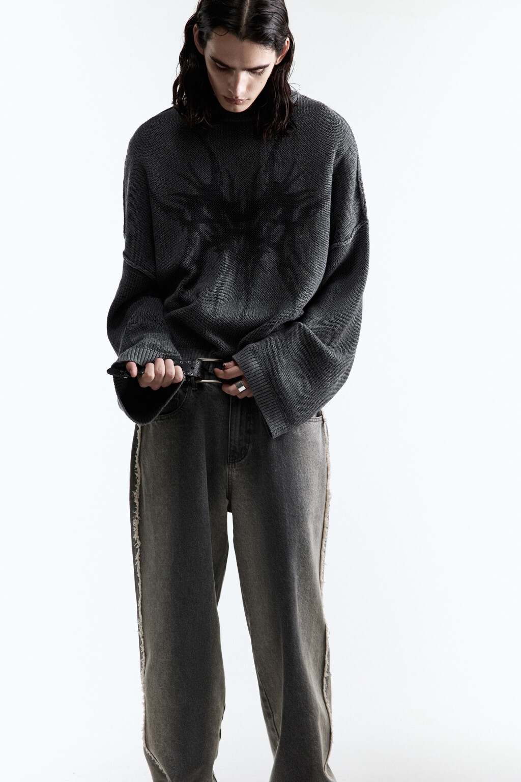 Джемпер вязаный свободный в стиле гранж - цвет серый - 1