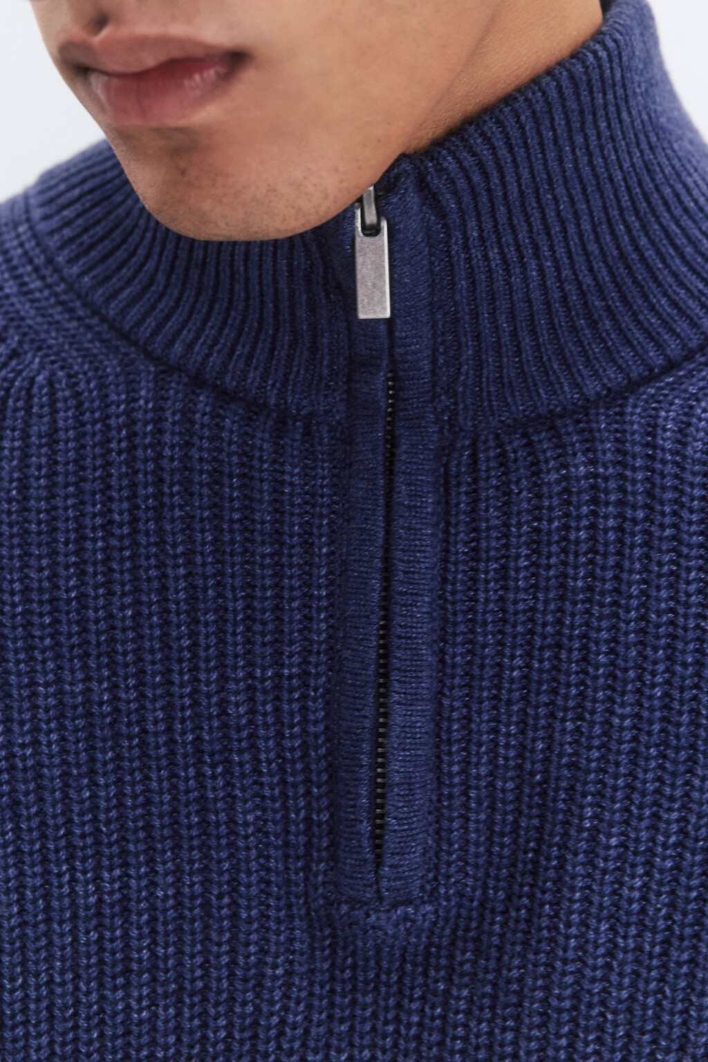 Свитер half-zip вязаный с воротником-стойкой - цвет голубой - 7