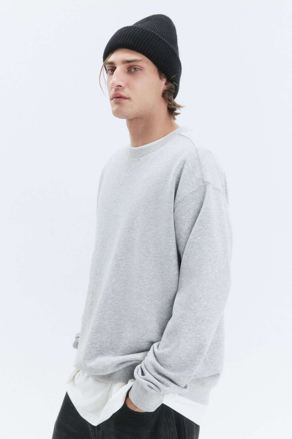 Шапка-бини вязаная в рубчик - цвет черный - 3