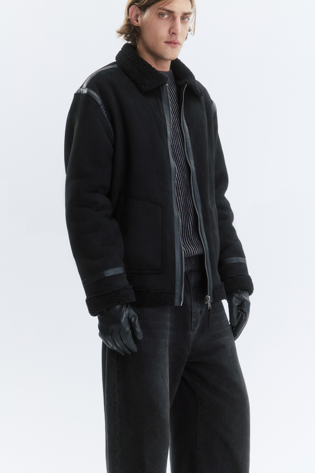 Перчатки из искусственной кожи утепленные - цвет черный - 2