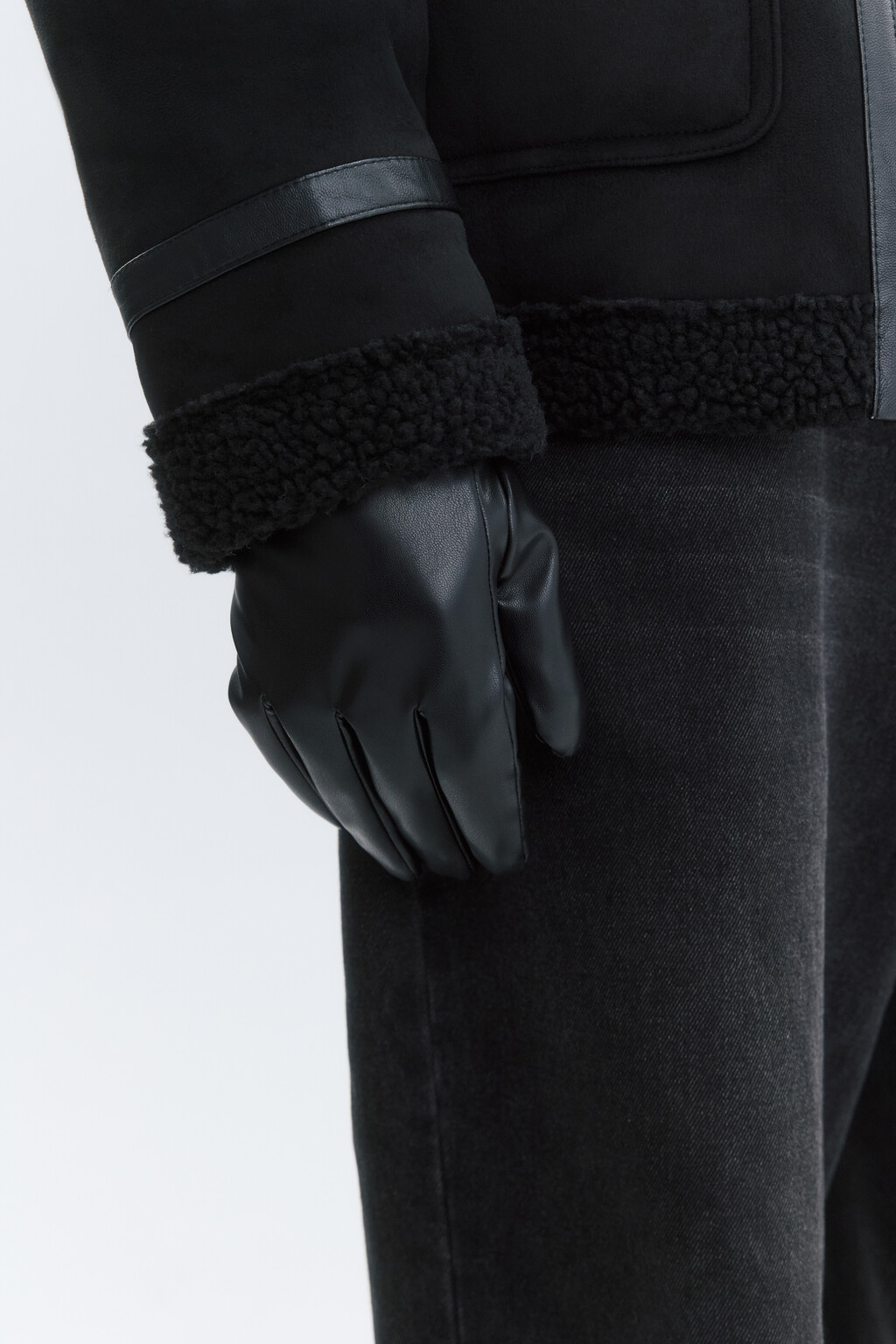 Перчатки из искусственной кожи утепленные - цвет черный - 1