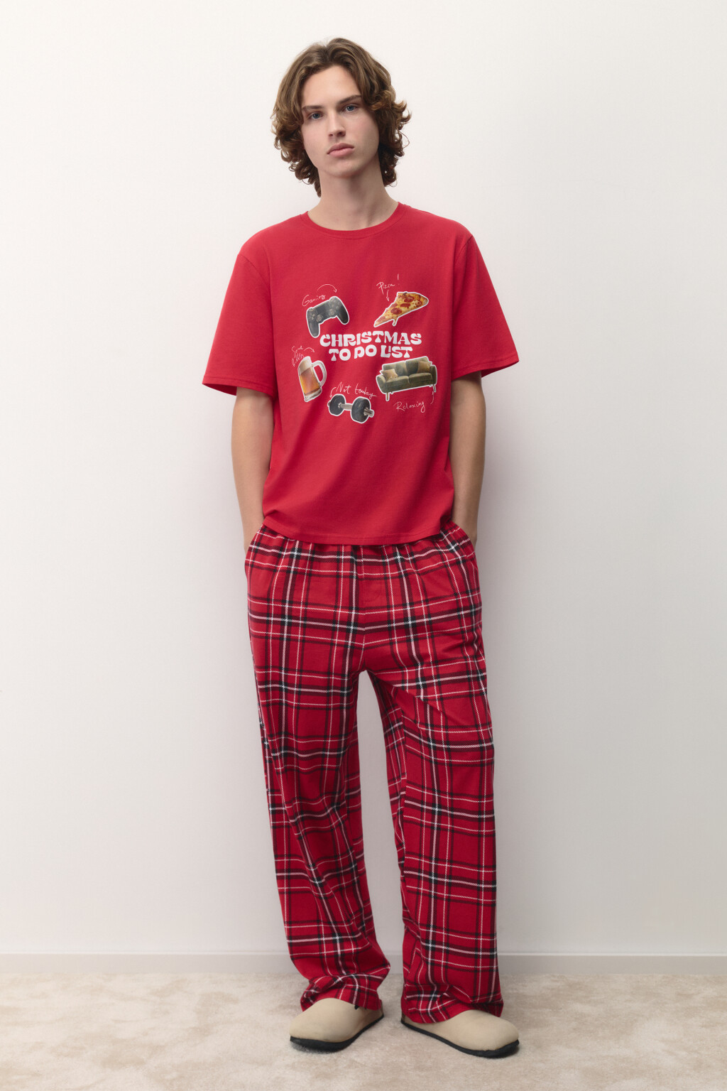 Футболка хлопковая с новогодним принтом - цвет красный - 5