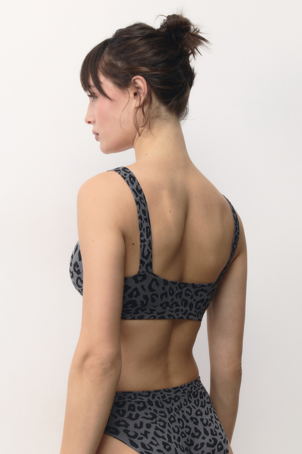 Бюстгальтер-топ бесшовный в рубчик с принтом - цвет серый - 3