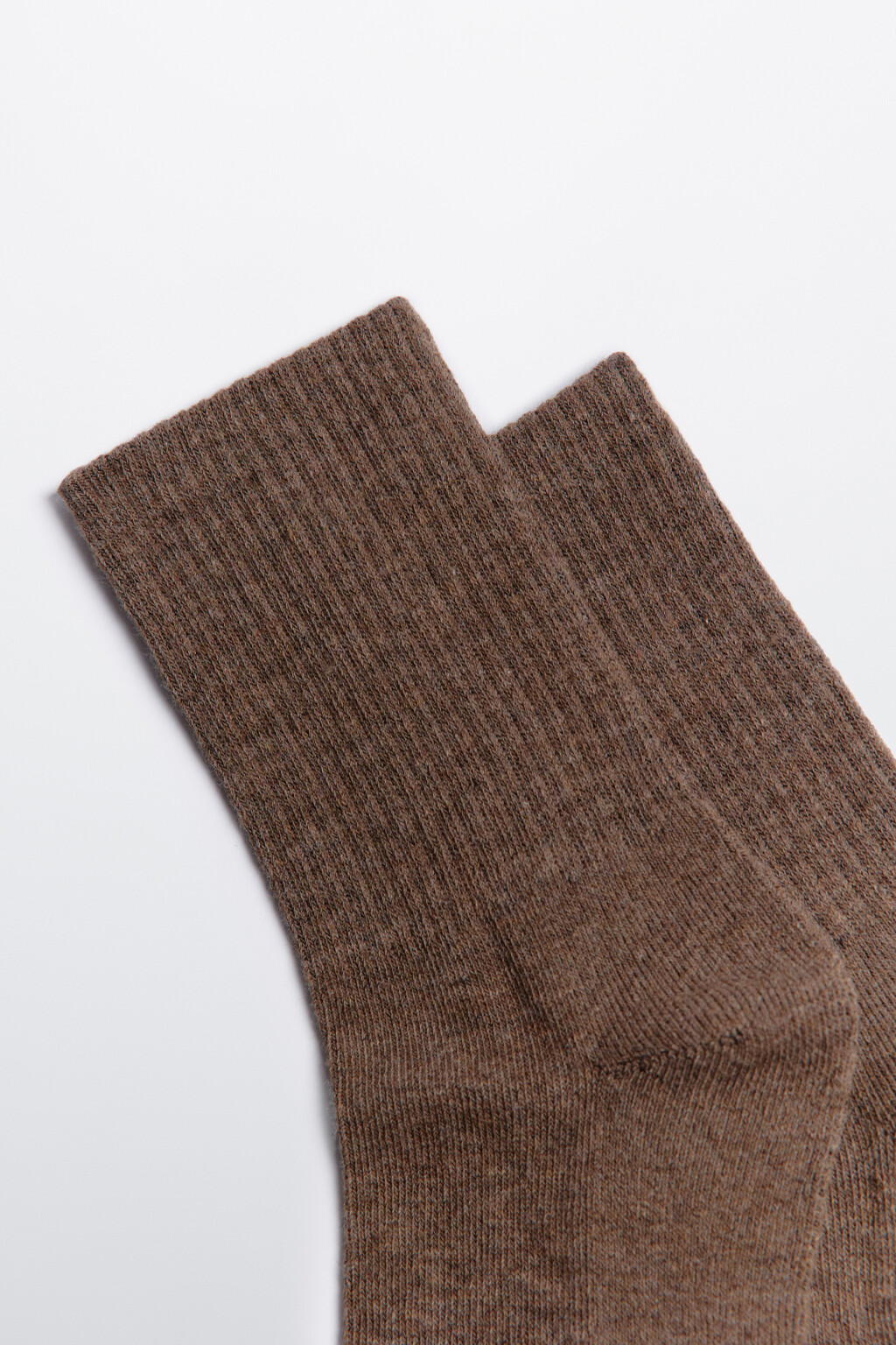Носки высокие базовые в рубчик - цвет коричневый - 2