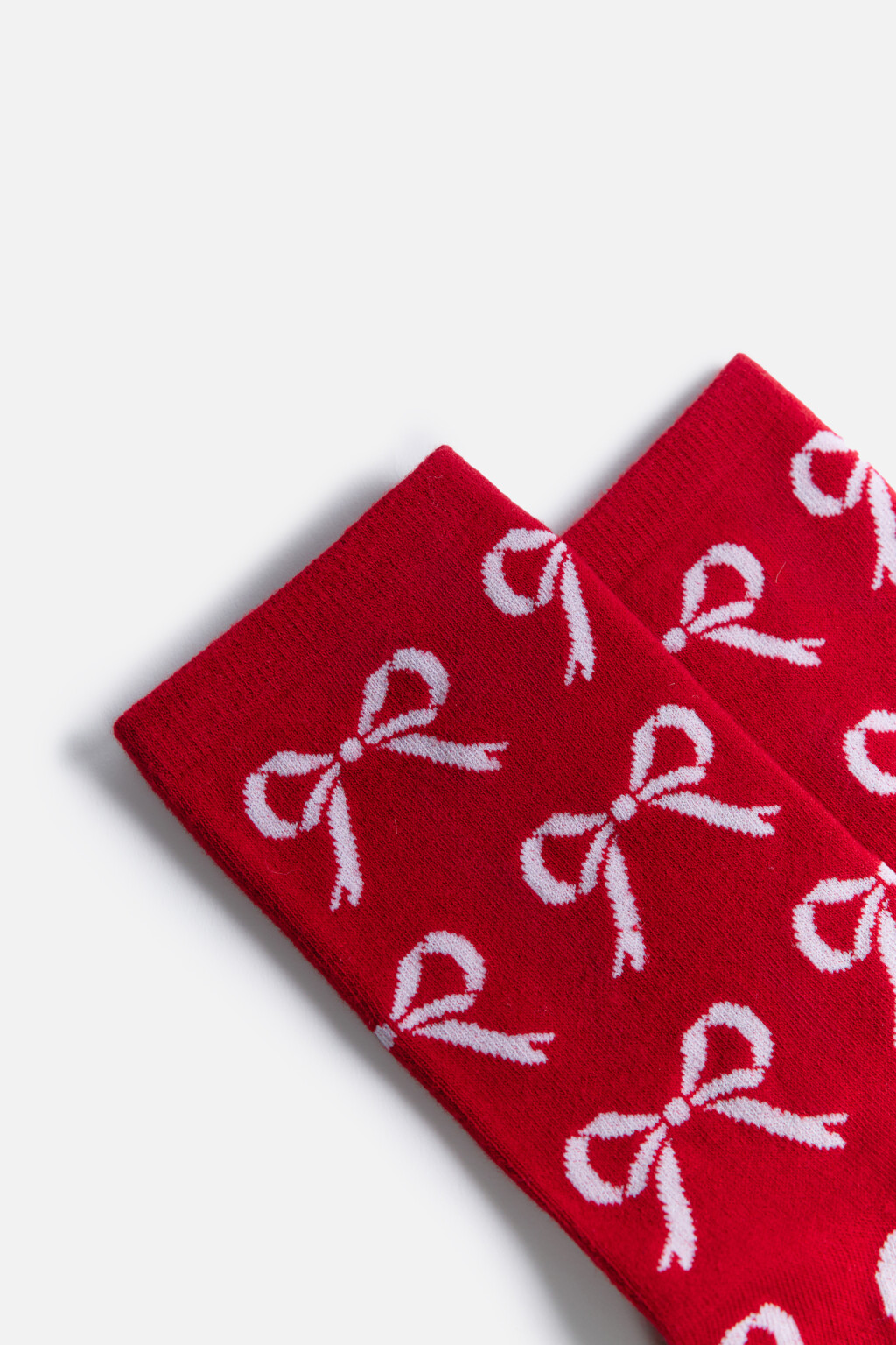 Носки высокие с принтом-бантиками - цвет красный - 2