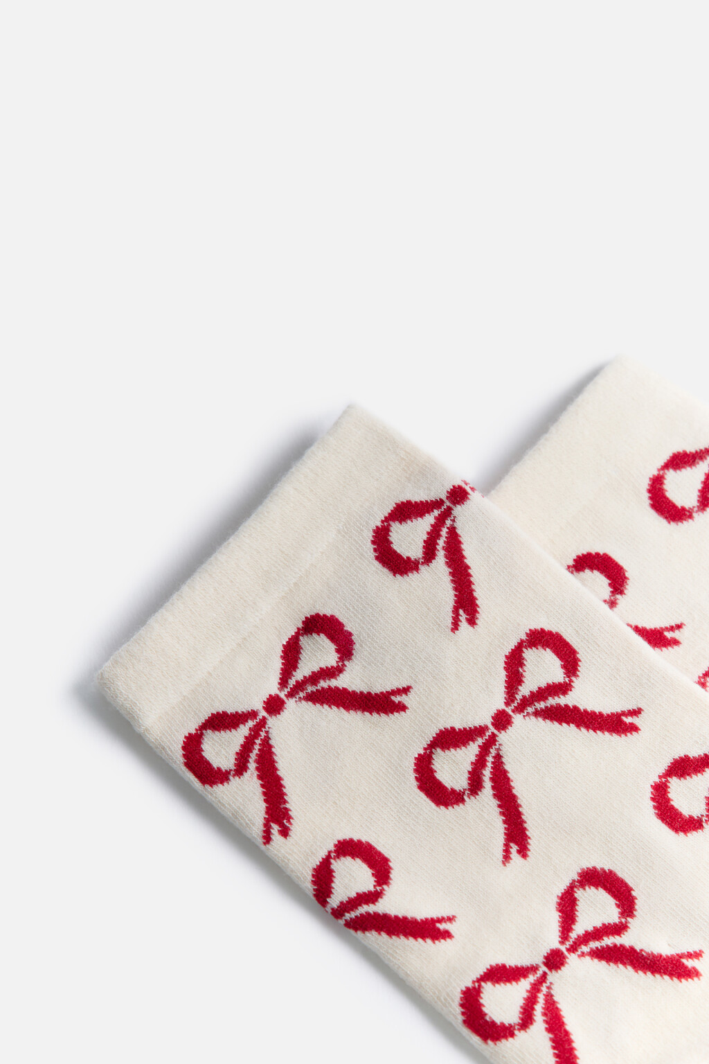 Носки высокие с принтом-бантиками - цвет красный - 2