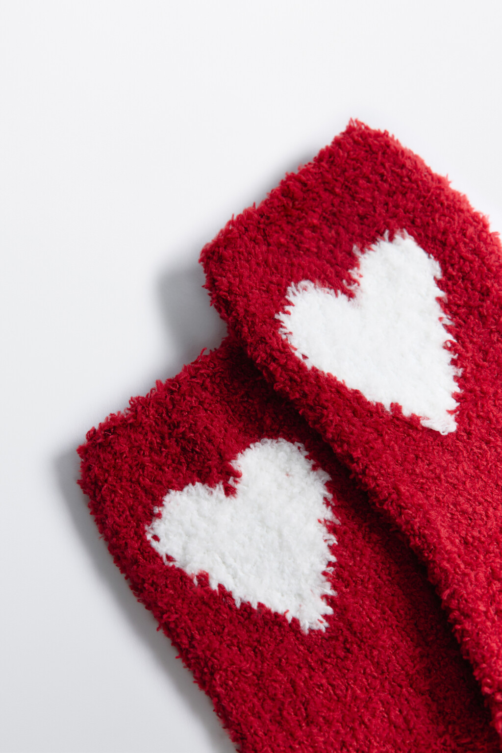 Носки теплые махровые с сердечком - цвет красный - 2