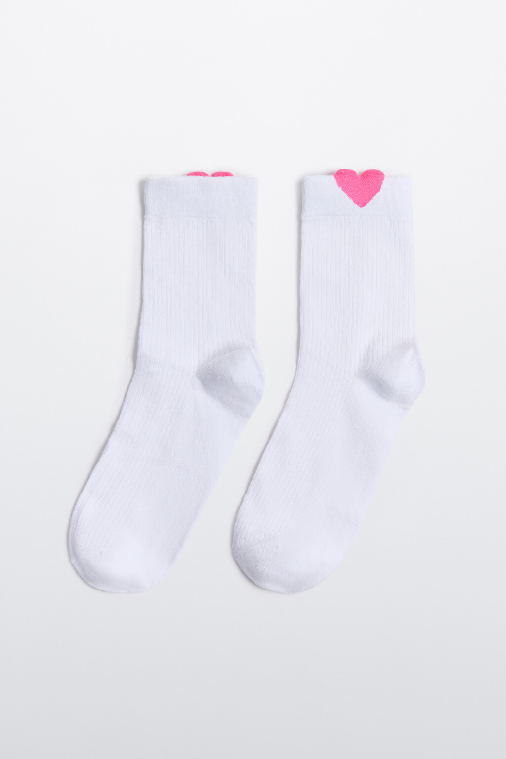 Носки высокие в рубчик с сердечком - цвет красный - 4