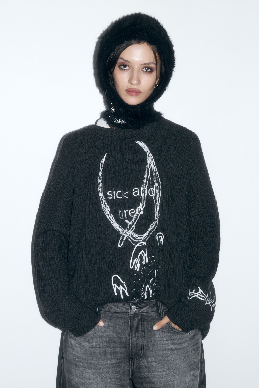 Балаклава пушистая с пирсингом - цвет черный - 3